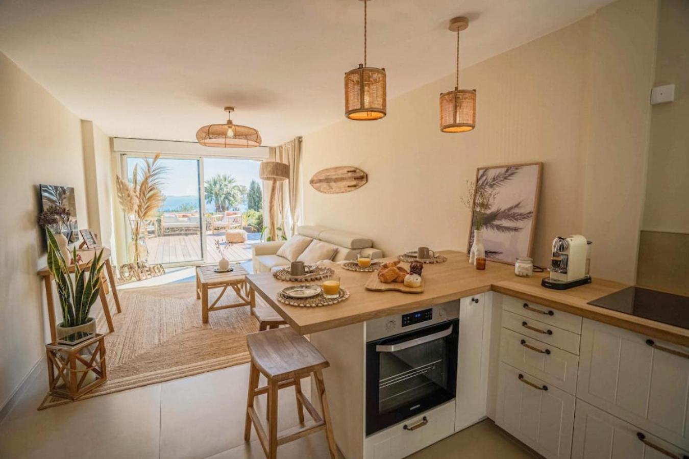 Logement Vue Mer Splendide - Situe A 50 Metres Du Bord De Mer Et 2 Minutes Des Plages - Bandolina エクステリア 写真