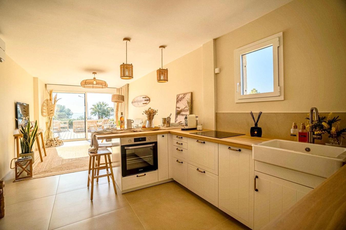 Logement Vue Mer Splendide - Situe A 50 Metres Du Bord De Mer Et 2 Minutes Des Plages - Bandolina エクステリア 写真