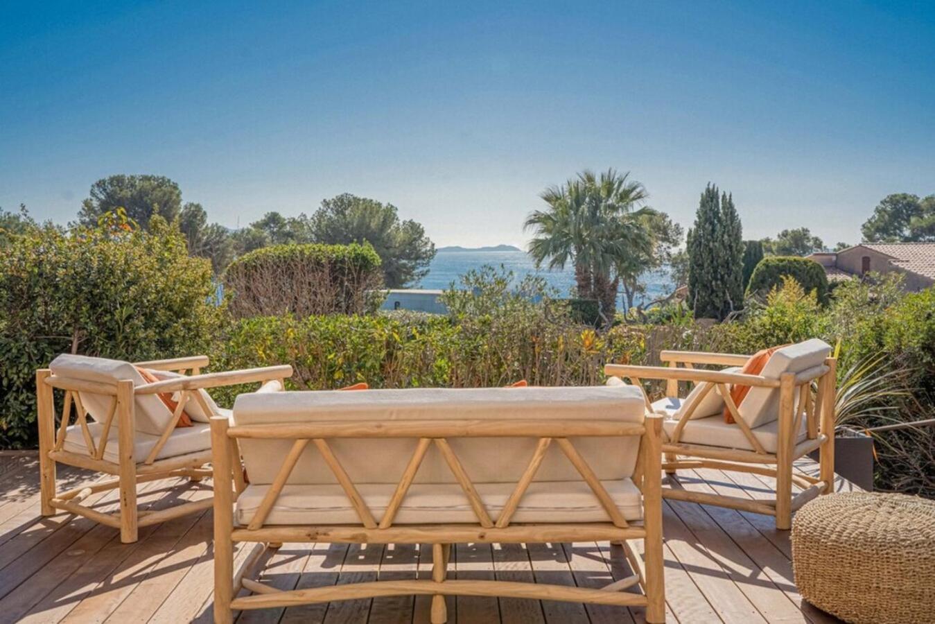Logement Vue Mer Splendide - Situe A 50 Metres Du Bord De Mer Et 2 Minutes Des Plages - Bandolina エクステリア 写真